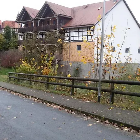 Bauernhofpension Buechsenschuetz * Harbshausen