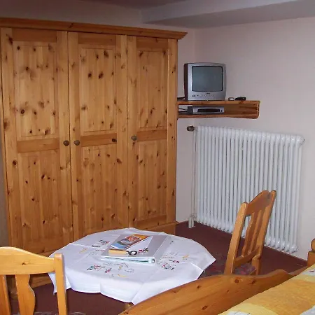 Bauernhofpension Buechsenschuetz Farm stay *