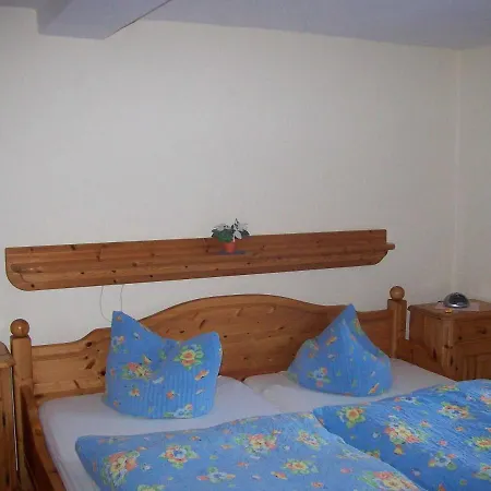 Bauernhofpension Buechsenschuetz Farm stay *