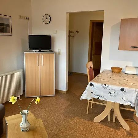 Bauernhofpension Buechsenschuetz Farm stay Harbshausen